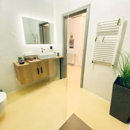 Chic Mamaia Nord Apartment *