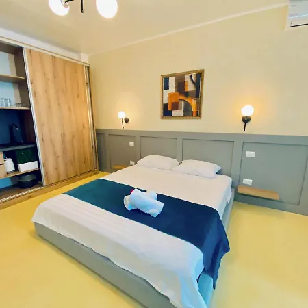 Chic Mamaia Nord Apartment